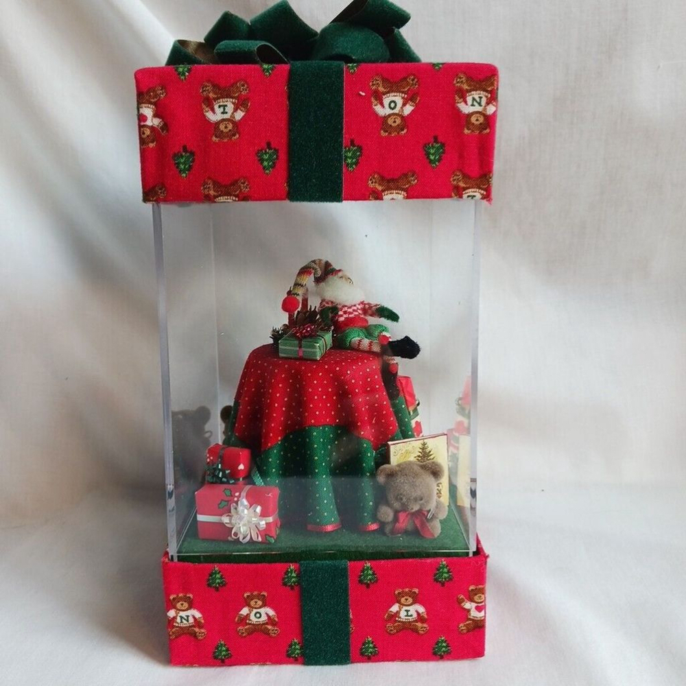 Vintage Diorama Santa Elf Teddy Bears 4x4x8